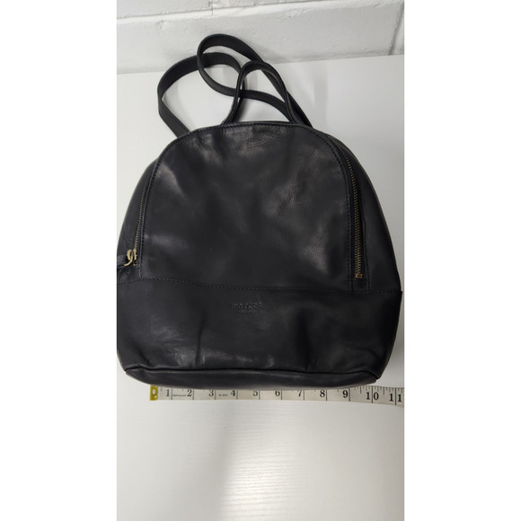 Margot 100% Genuine Leather Black Backpack, Zipper Closure, Various Compartments main image 2